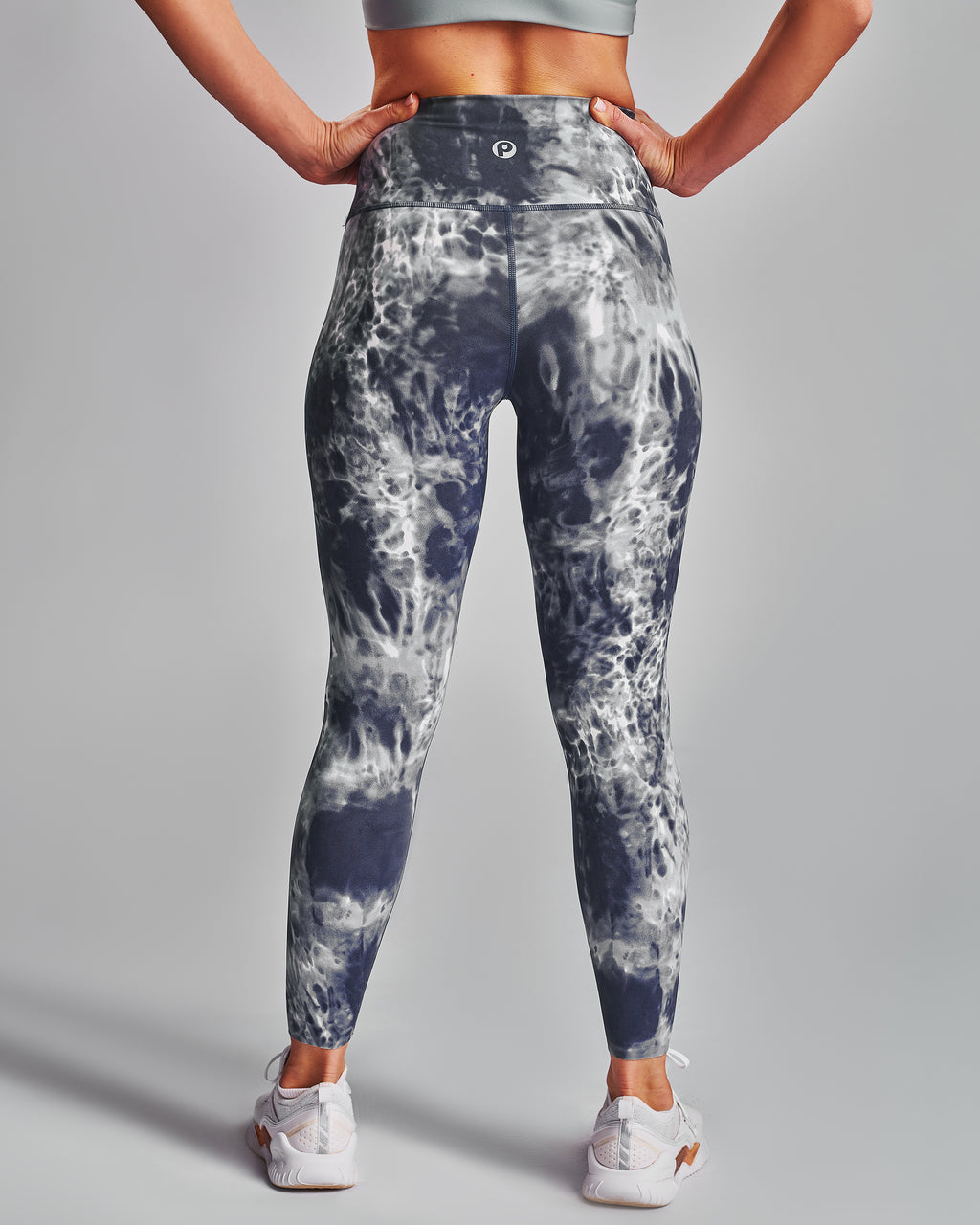 Align Leggings. Grey Tie Dye Print Ultralux fabric.